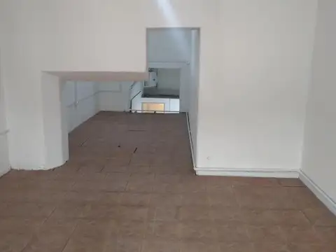 Local en Venta 70 años