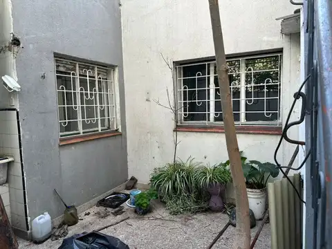 Depto Tipo Casa en Venta 68 años