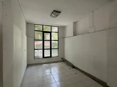 Local en Alquiler en Centro, USD 1.200