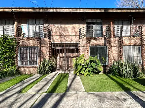 venta departamento duplex 2 ambientes muñiz patio