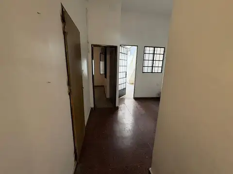 Depto Tipo Casa en Alquiler de 3 ambientes