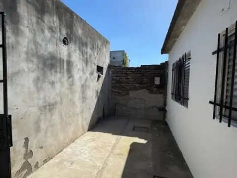 Genaro Roldán 864