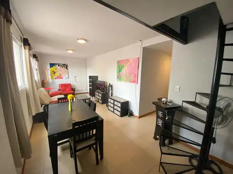 Casa 2 ambientes con 1 baño