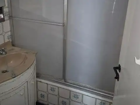 Depto Tipo Casa en Venta 40 años