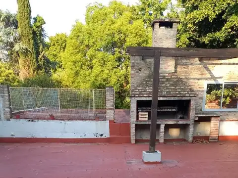 Depto Tipo Casa en Alquiler 50 años