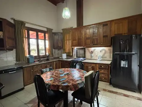 Casa en Venta en Las Paredes, USD 270.000