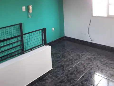 Coronel Dorrego 100, Piso 1