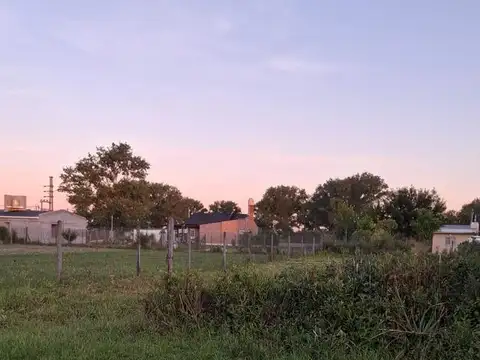 Terreno en Venta 42  mts Fondo