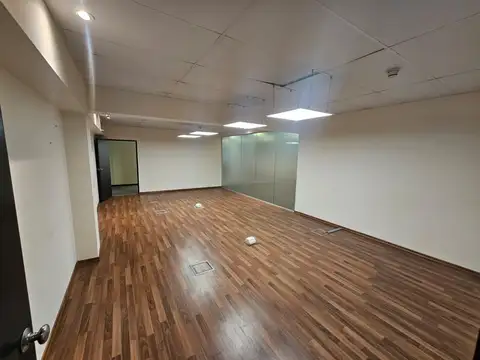Oficina en Alquiler en MIcrocentro / Centro