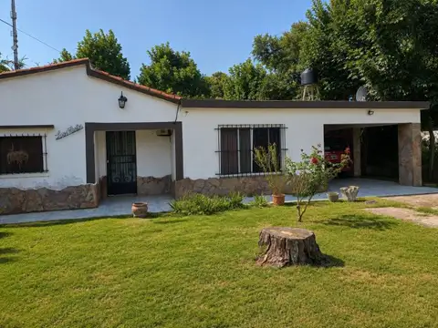 Casa de 3 dormitorios en venta - Oliveros
