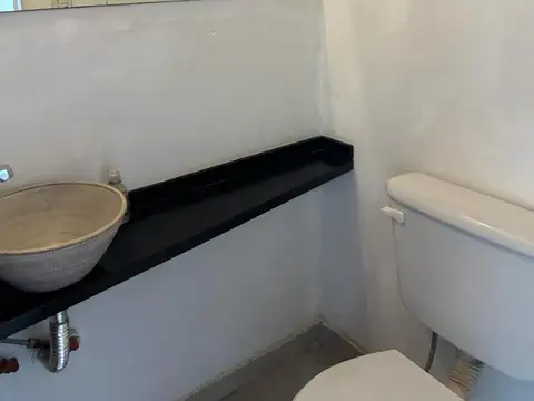 Casa 3 ambientes con 2 baños