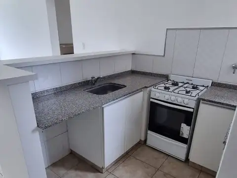 Departamento 4 ambientes con 1 baño