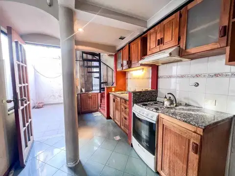 Depto Tipo Casa en Venta de 5 ambientes