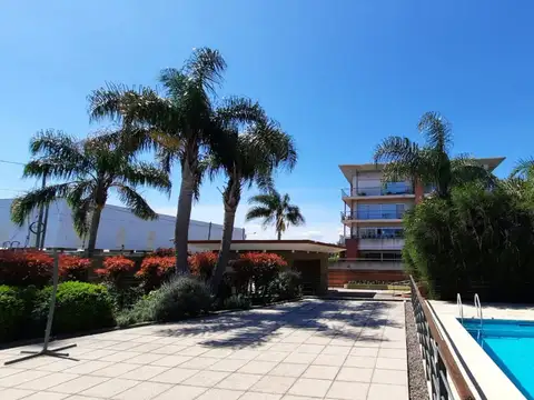 Departamento en Alquiler con 1 cocheras