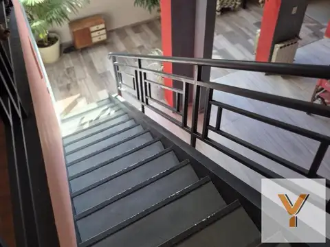 Depto Tipo Casa en Venta de 7 ambientes