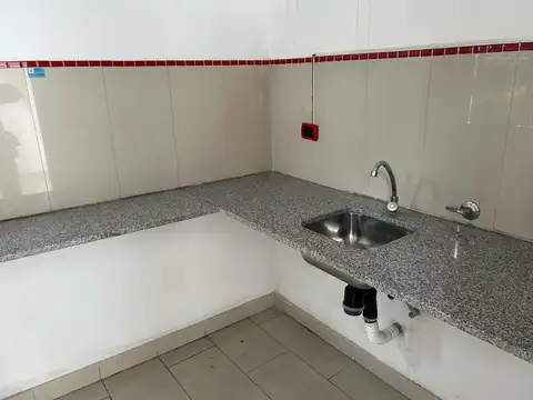 Av Mitre al 2200