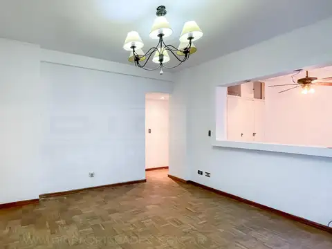 Departamento en Venta en Olivos Vías/Río, USD 105.000