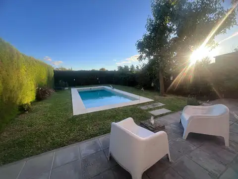 Casa en  venta en calle 28 entre 509 y 510