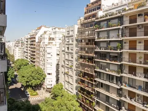 Departamento 5 ambientes con 4 baños