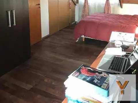 Casa en venta - 3 Dormitorios 3 Baños - 200Mts2 - Florencio Varela