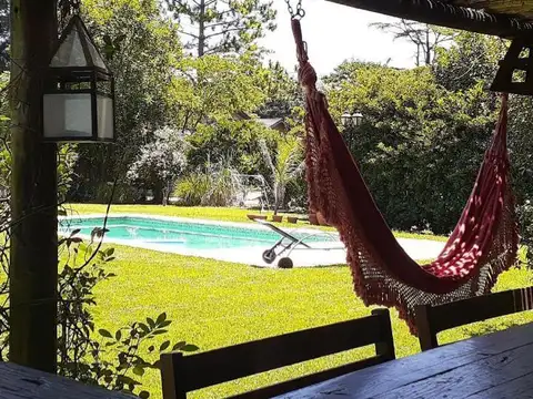 Casa en Alquiler de 4 dormitorios