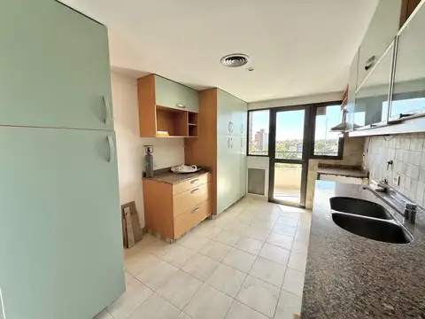 Departamento en Alquiler con 1 cocheras