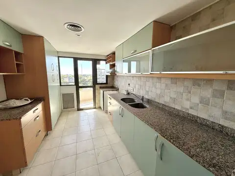 Departamento 4 ambientes con 2 baños