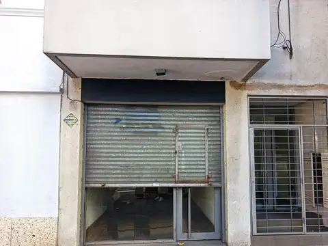 Local en Alquiler en Luis Agote, $ 470.000