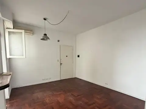 PH DE 2 AMBIENTES SIN EXPENSAS SOBRE AV. CÓRDOBA