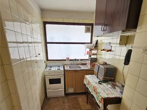 Ayacucho 200, Piso 8