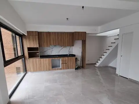 Departamento en duplex con terraza privada 126 m2 totales !
