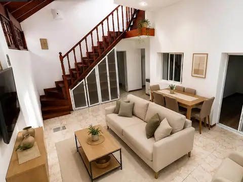 EXCELENTE PH 4 AMB en venta REFORMADO A NUEVO AV.ALBERDI Y MIRALLA