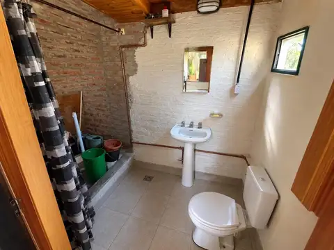 CASA QUINTA EN VENTA CON PILETA EN EXALTACION DE LA CRUZ