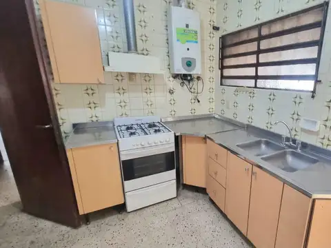 Casa en Alquiler 50 años