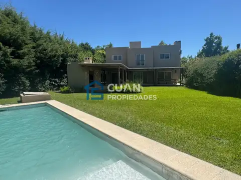 Saint Matthews, Pilar