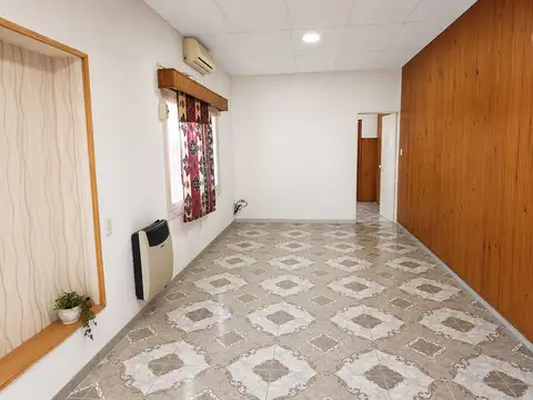 VENTA CASA 1 DORMITORIO en SAN LORENZO