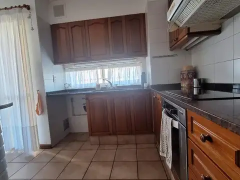 Departamento 4 ambientes con 3 baños