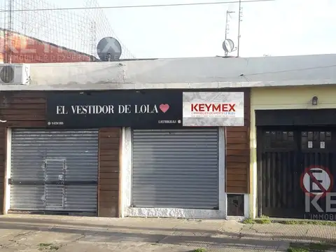 VENTA CASA CON DOS LOCALES COMERCIALES 390 M2 GONZALEZ CATAN
