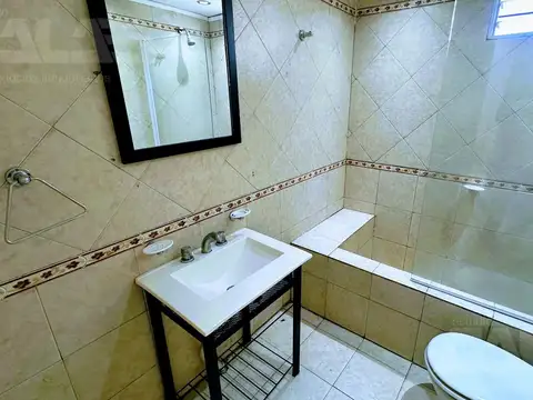 Depto Tipo Casa en Venta 25 años