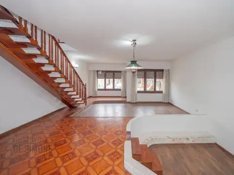 Casa en Venta en Munro, USD 220.000