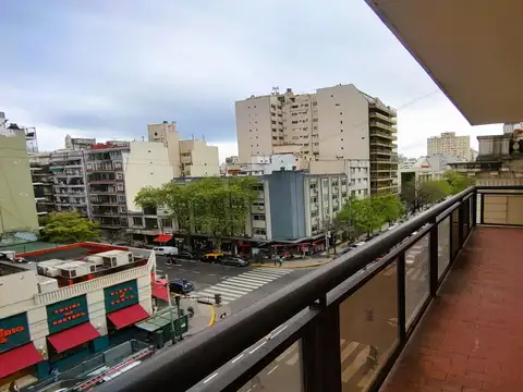 Departamento de 5 ambientes en Venta en Almagro