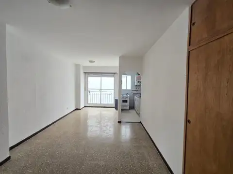 Depto un ambiente contrafrente 