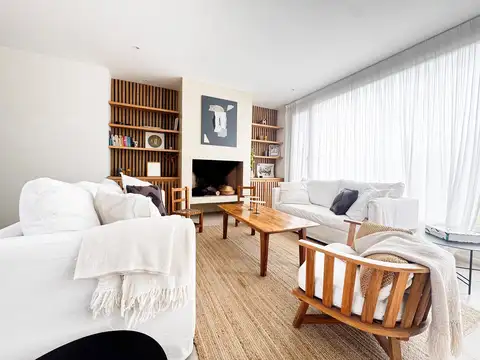 Casa en Alquiler de 3 dormitorios