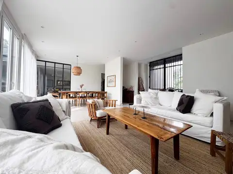 Casa en Alquiler en Santa María del Tigre, USD 3.100