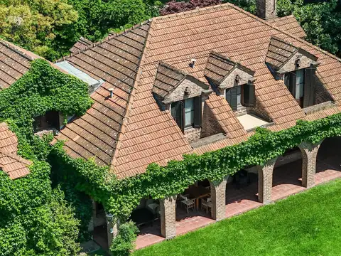 Casa en venta calle Uspallata en San Isidro-  Zona Norte