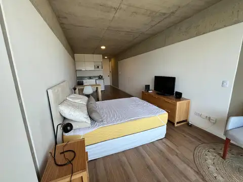 Alquiler. Monoambiente. Amoblado. B de Irigoyen y Cochabamba