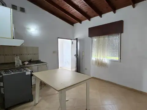 Departamento tres ambientes con cochera Ituzaingo norte