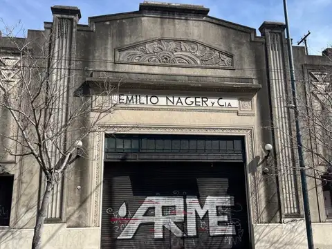 Deposito en venta sobre Av San Martin