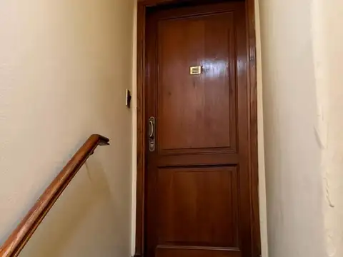 Garibaldi 100, Piso 2