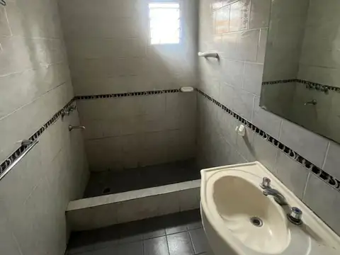Casa - Alquiler - Argentina, La Matanza - RIVERA INDARTE 2108